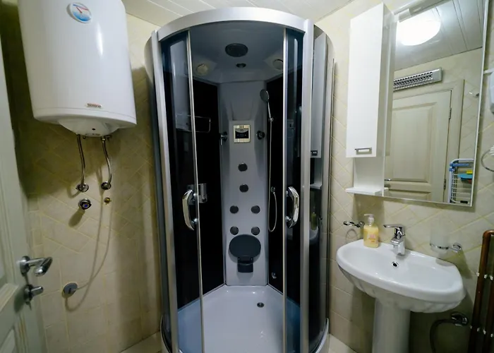 Ribbons アパート ズラティボール